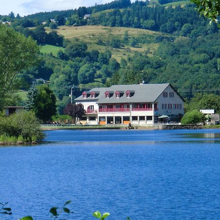 Le Lac Des Moines Condat  Exterior foto